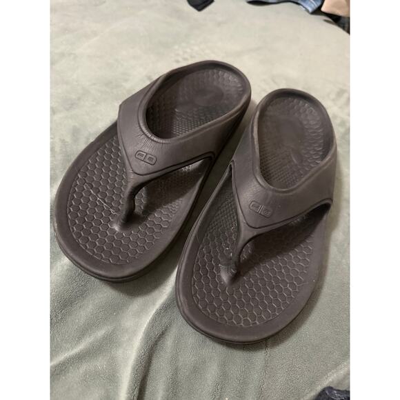 M10/W11 Spenco Orthotic Thong Sandals - Picture 1 of 4